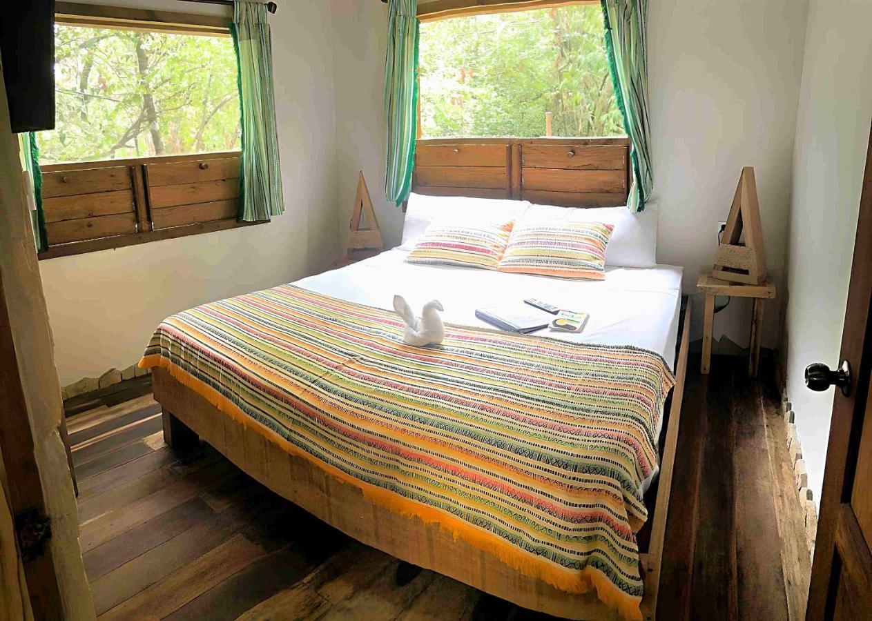 Kin Resort Lodge Maya Beach Extérieur photo