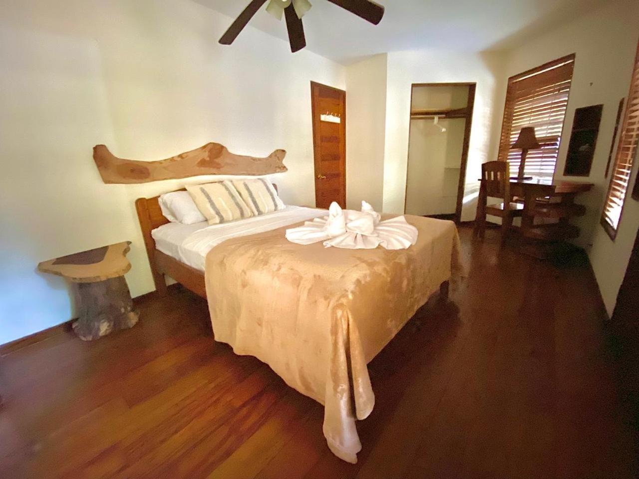 Kin Resort Lodge Maya Beach Extérieur photo