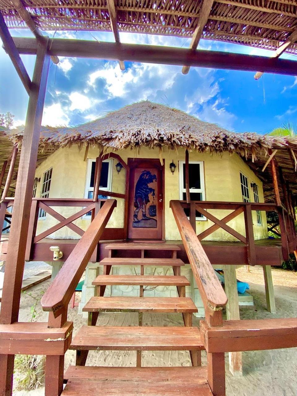 Kin Resort Lodge Maya Beach Extérieur photo